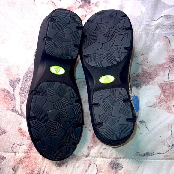 Align Nursing clogs shoes size 9 1/2 white Leopard - Picture 6 of 7